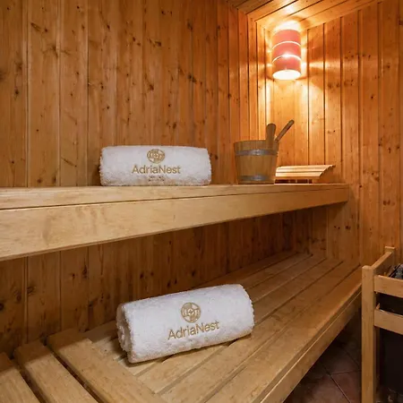 Luxury Regina Οπατία