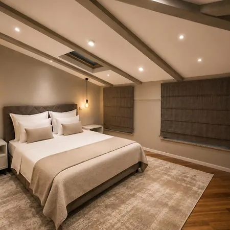 Luxury Regina Διαμέρισμα *