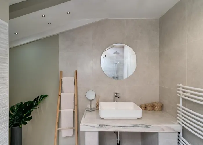 Luxury Regina * أوباتيا